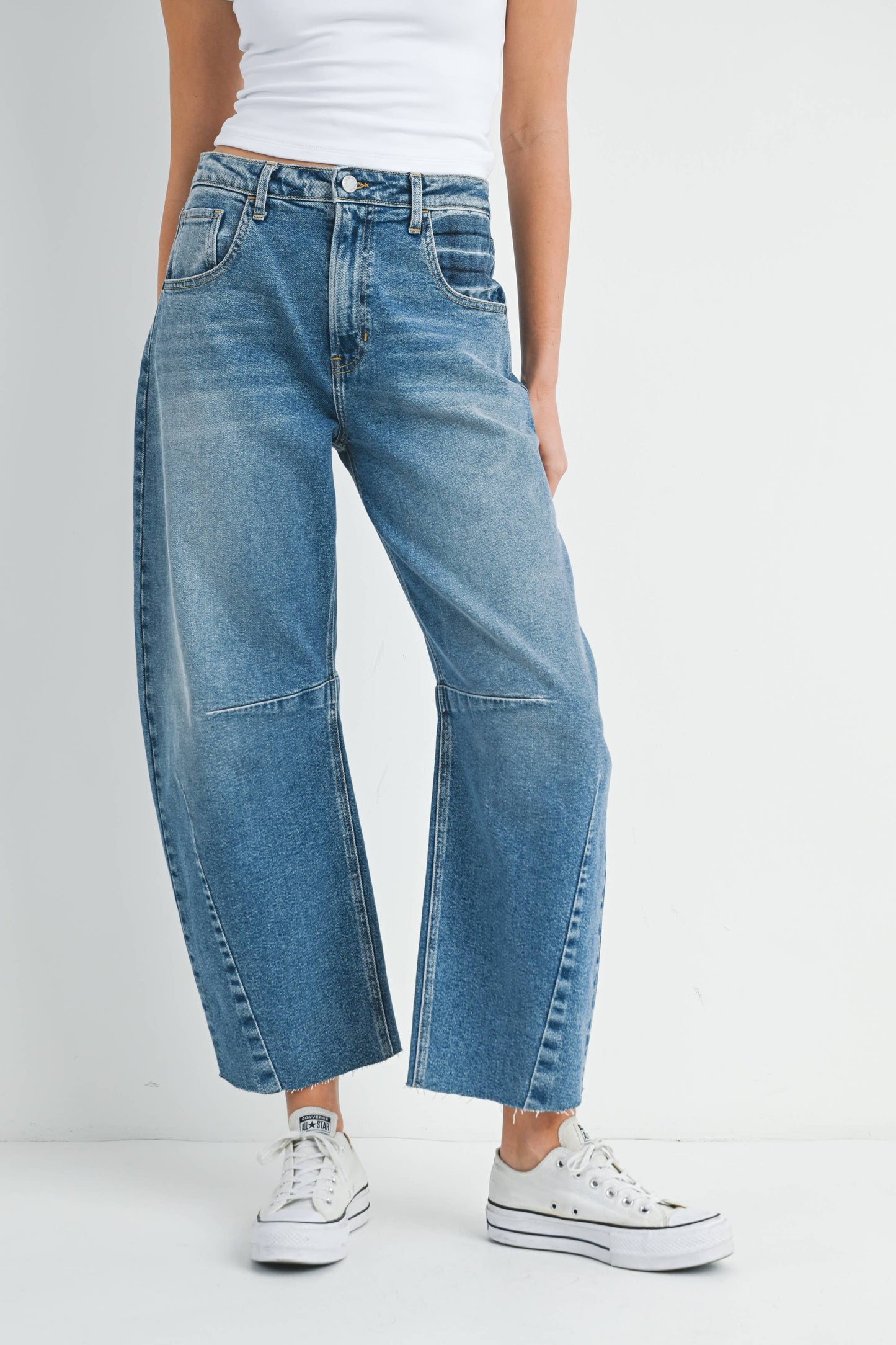 Barrel Jean w/ Seams