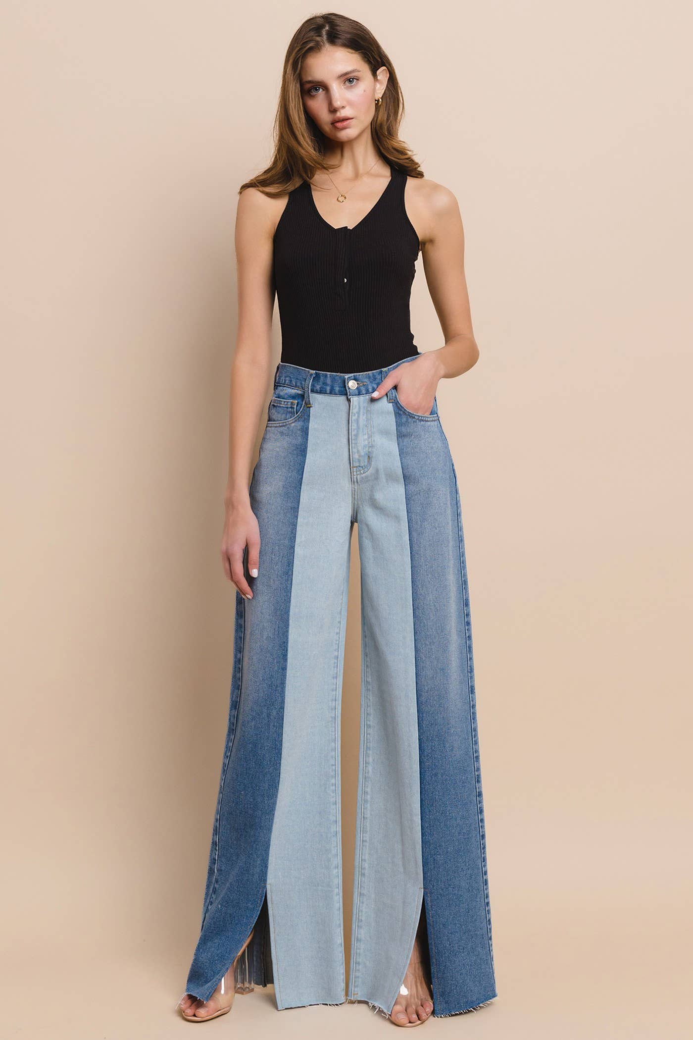 COLORBLOCK JEANS WITH SPLIT SEAM