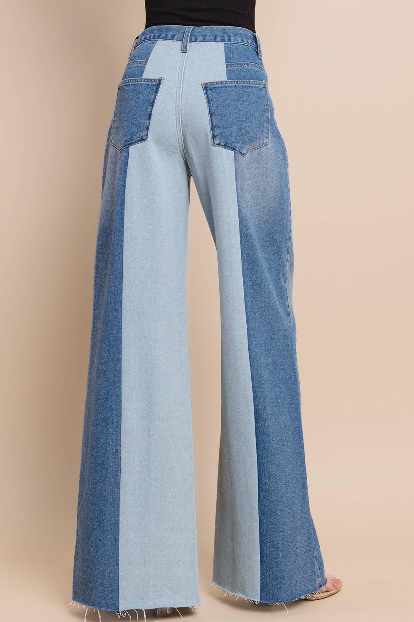 COLORBLOCK JEANS WITH SPLIT SEAM