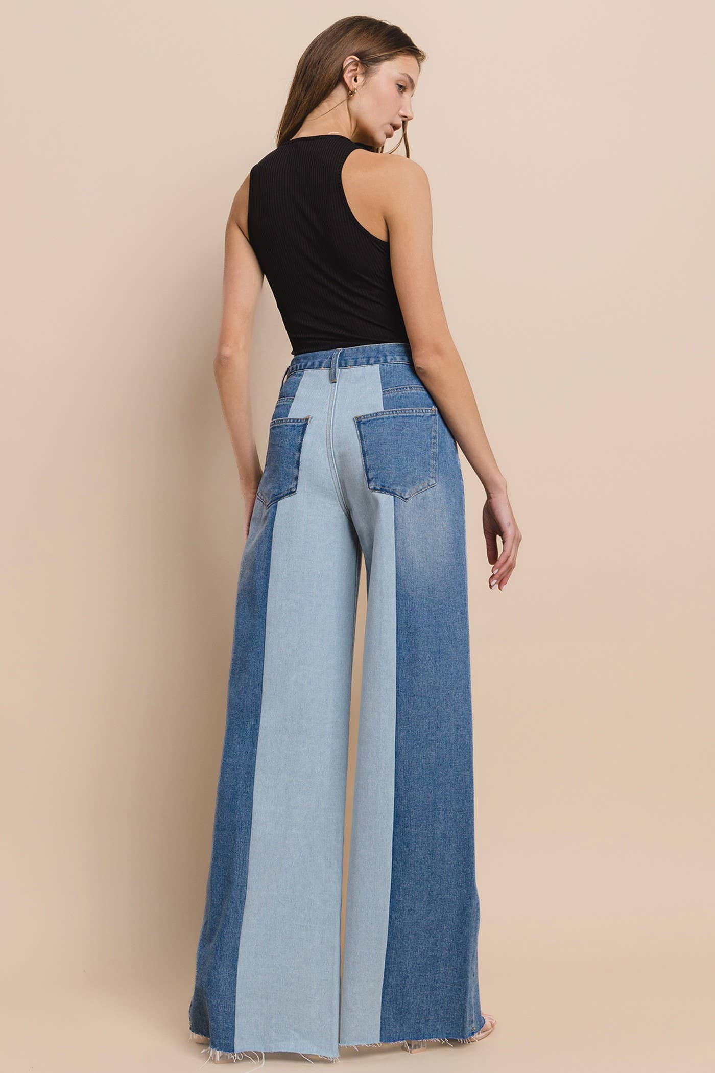 COLORBLOCK JEANS WITH SPLIT SEAM